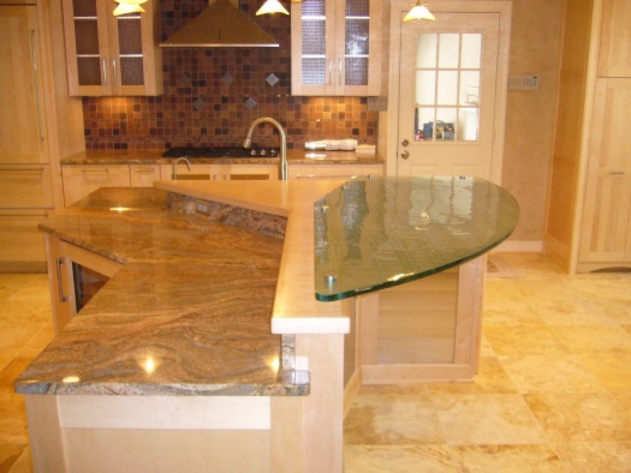 2 Cast Glass 2 Cast Glass