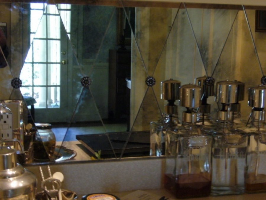 2 Mirrors 2 Mirrors