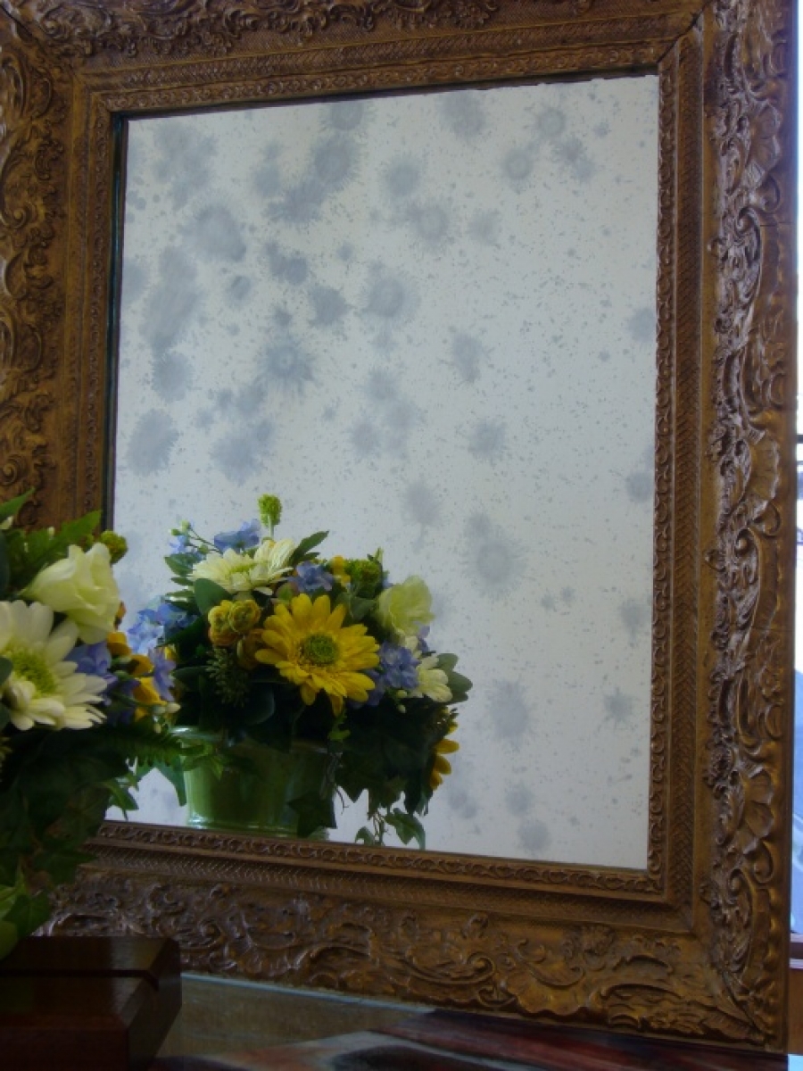 4 Mirrors 4 Mirrors