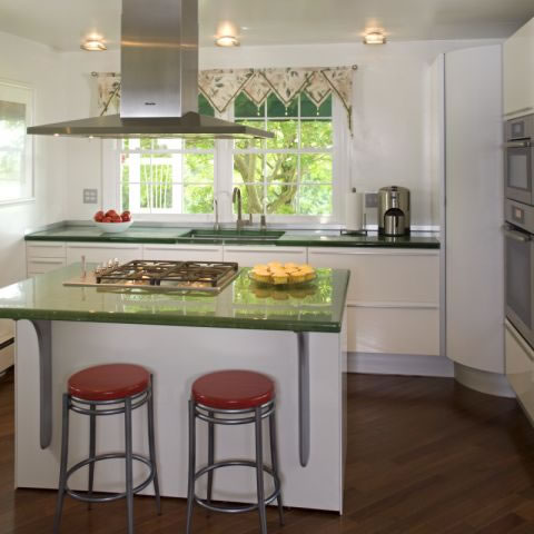 10 Tables & Counter Tops